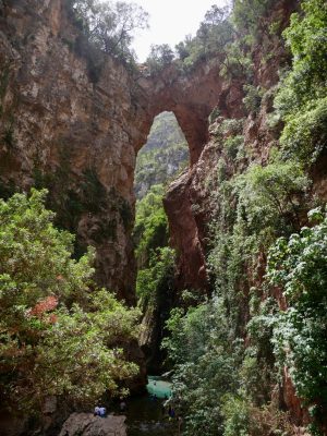 Wandeling naar God's Bridge in Akchour