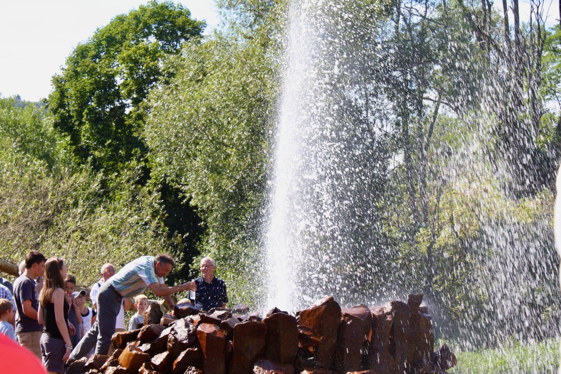 water proeven uit geiser andernach