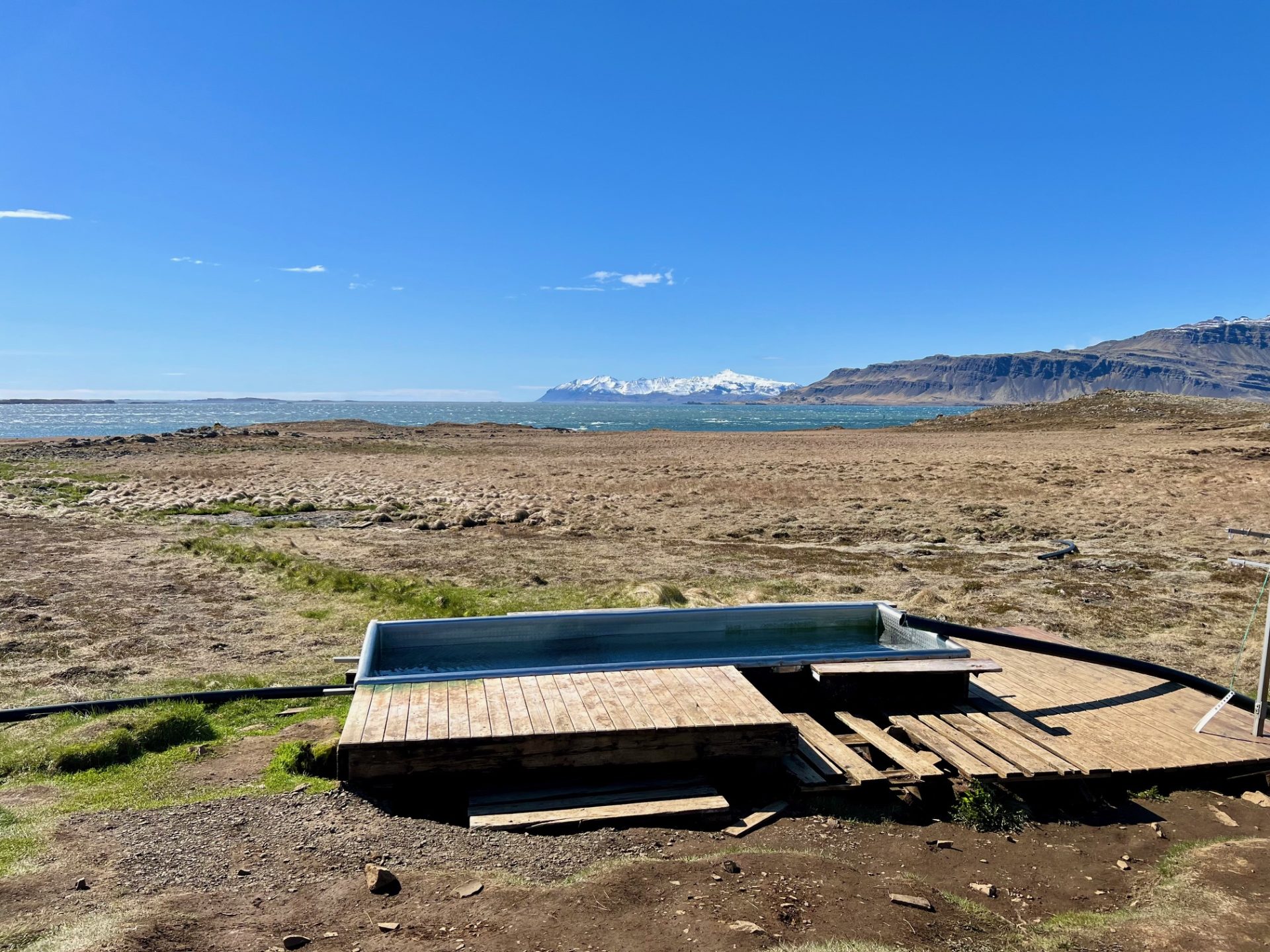 Djupavogskörin Natural Geothermal pool Oost-IJsland