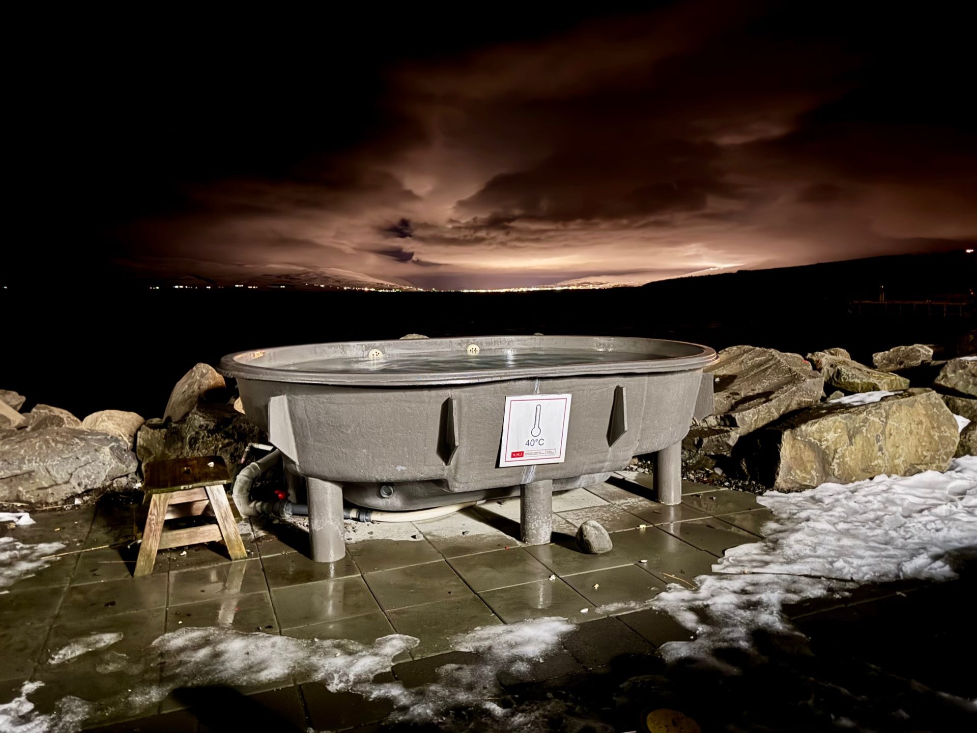 Hjalteyri hot tub in Noord-IJsland