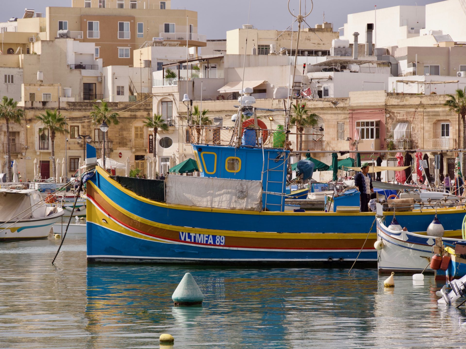 Luzzu in marsaxlokk